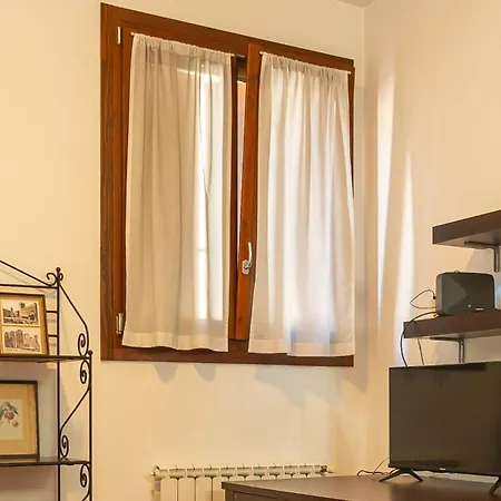 Mentana Flat, Centro Storico