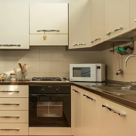 Mentana Flat, Centro Storico Pansiyon *