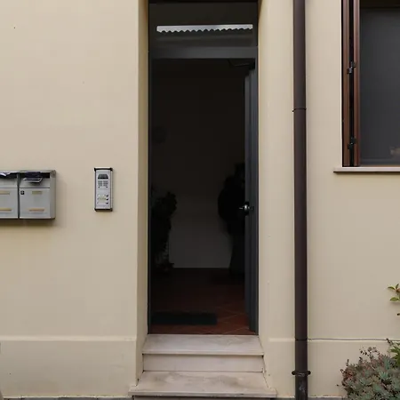 Mentana Flat, Centro Storico * 페라라