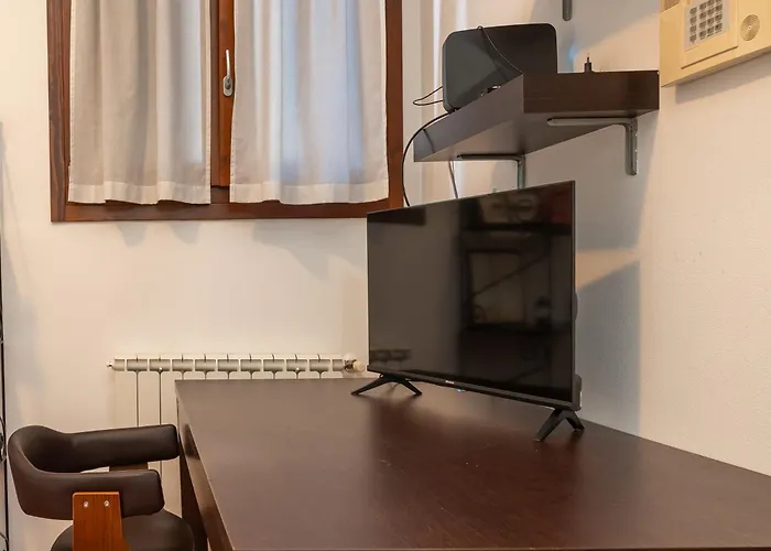 Mentana Flat, Centro Storico * フェラーラ
