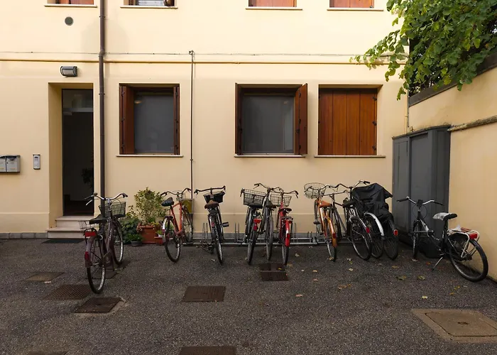 ホームステイ Mentana Flat, Centro Storico フェラーラ